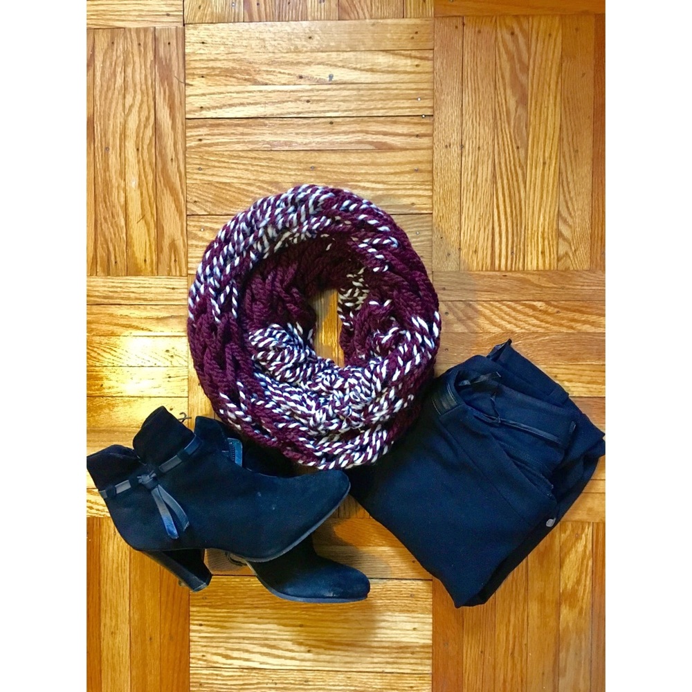 Double Loop Arm knitted Scarf